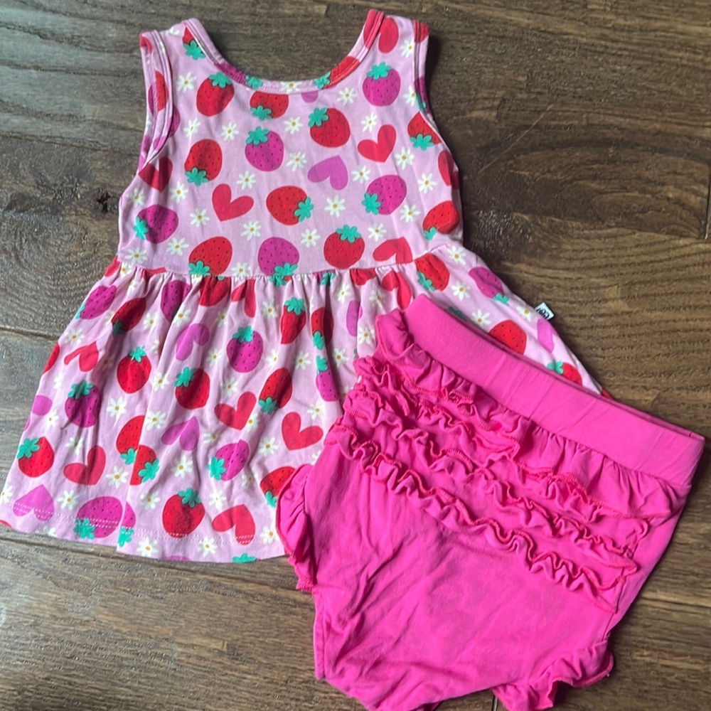 BAMBOO BUMS & Roses (little bum bums) Peplum & Bummies